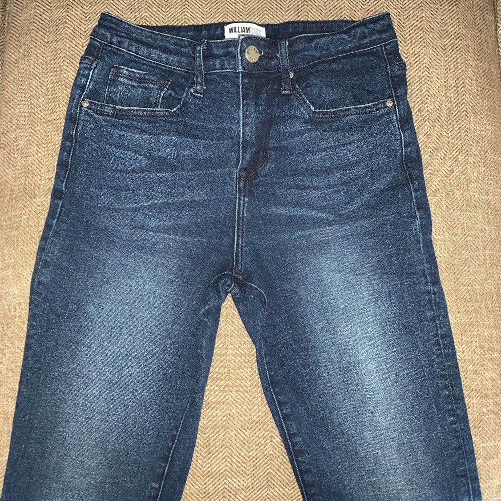 EUC William Rast High Rise  Jeans Size 26.